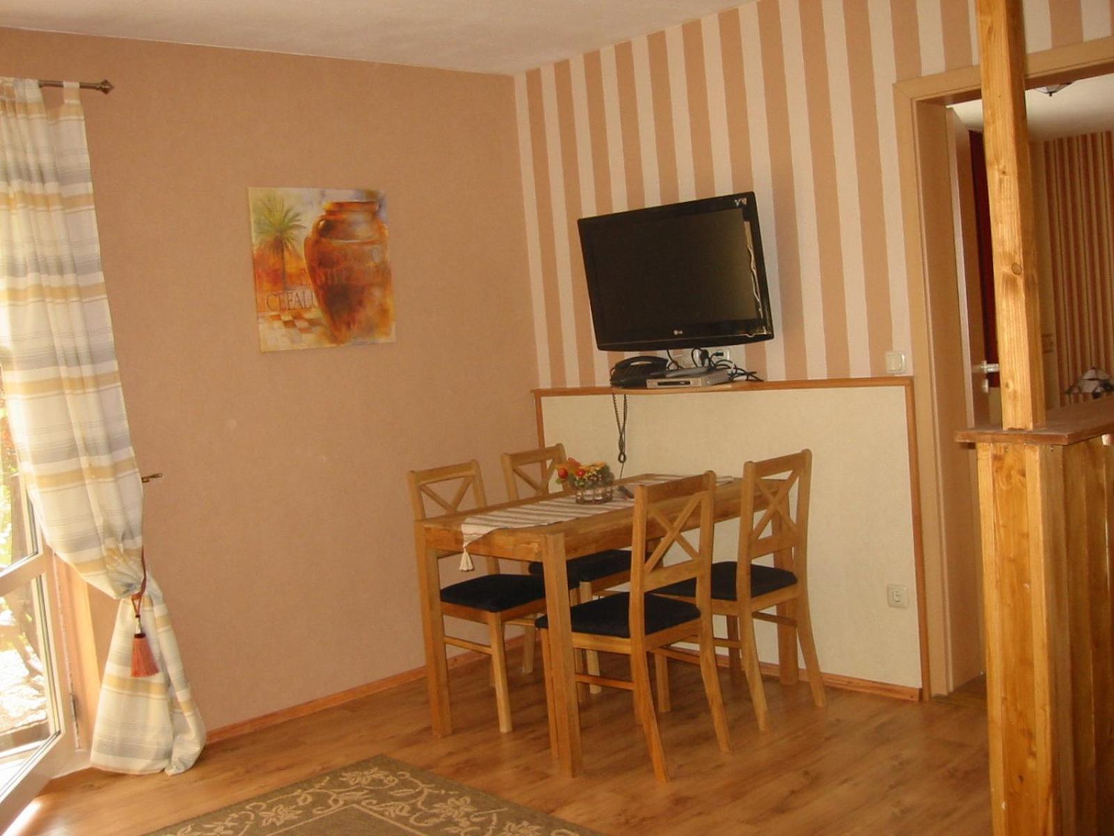 Landhotel Auerose Garni Neu Kosenow Exterior photo