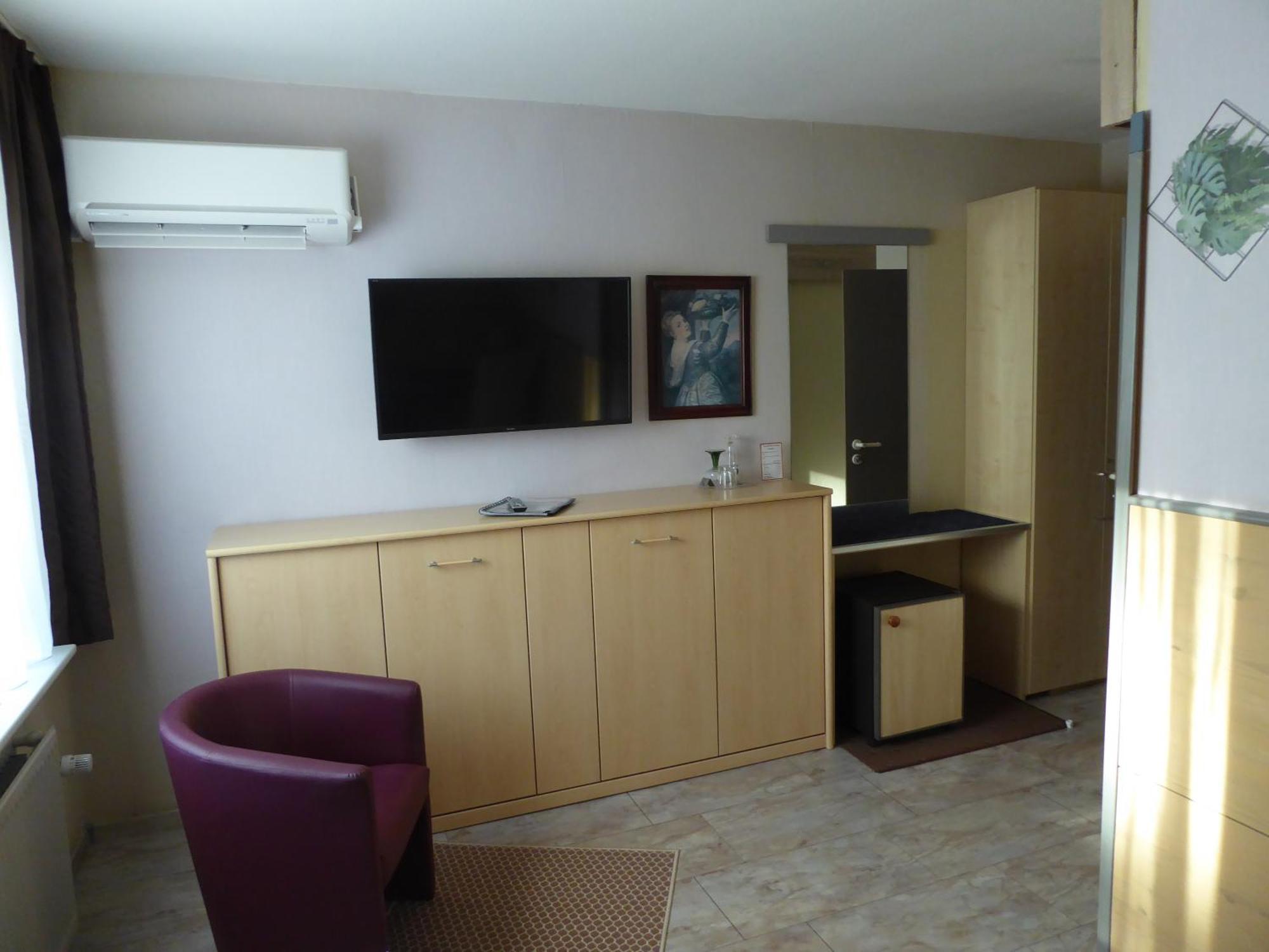 Landhotel Auerose Garni Neu Kosenow Exterior photo